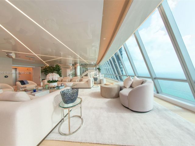 Apartment for rent  Unit #4803 - photo 6715555