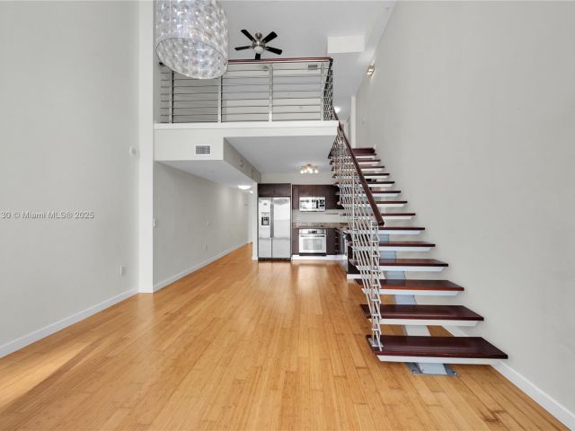 1-bedroom condo for sale in Miami - 41 SE 5th St 1515 - MondialRealty