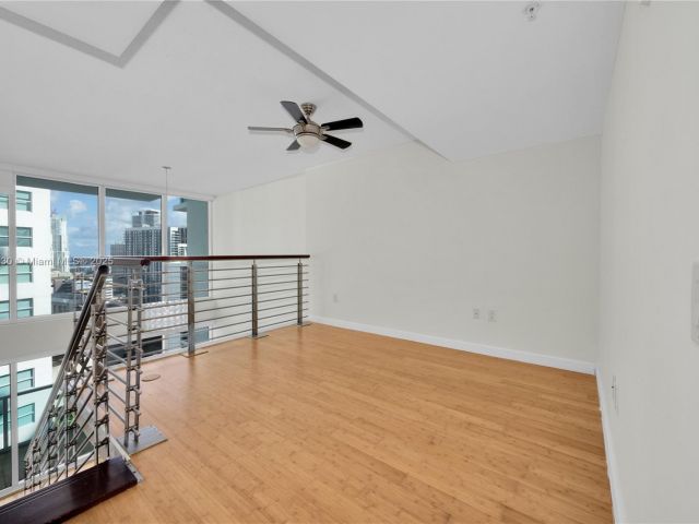 1-bedroom condo for sale in Miami - 41 SE 5th St 1515 - MondialRealty