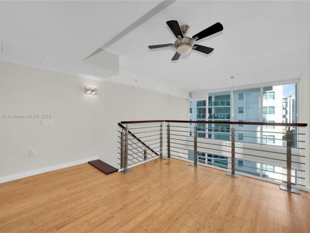1-bedroom condo for sale in Miami - 41 SE 5th St 1515 - MondialRealty
