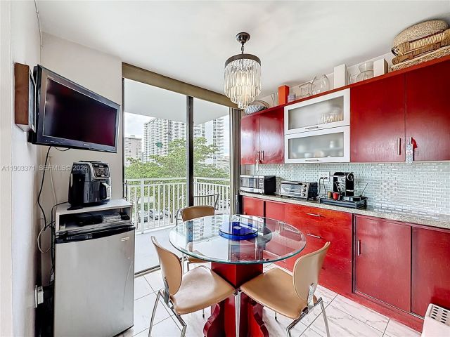 Apartment for sale  Unit #409 - photo 6727215