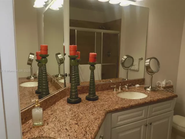 2-bedroom home for rent in West Palm Beach - 9778 Bowline Drive 102 - MondialRealty