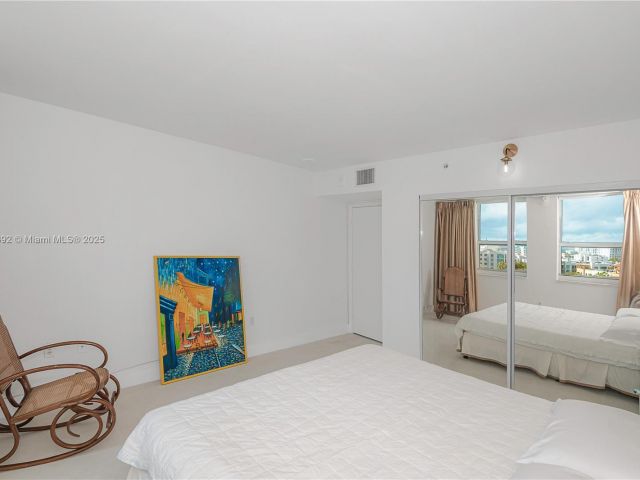 Apartment for sale  Unit #1007 - photo 6724244
