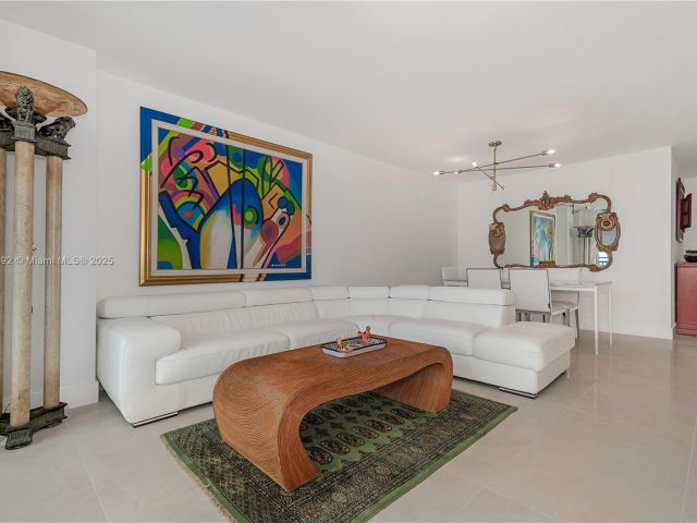 Apartment for sale  Unit #1007 - photo 6724262