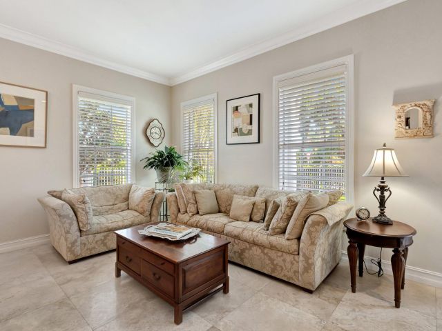 Home for sale at 213 Kings Lynn - photo 6734971