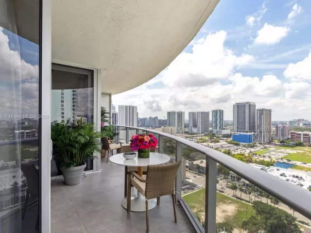 Apartment for sale  Unit #2301 - photo 6723184