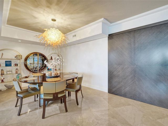 Apartment for sale  Unit #3703 - photo 6789781