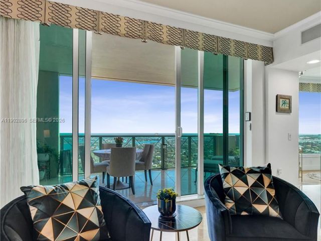 Apartment for sale  Unit #3703 - photo 6789785