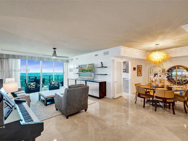 Apartment for sale  Unit #3703 - photo 6789795