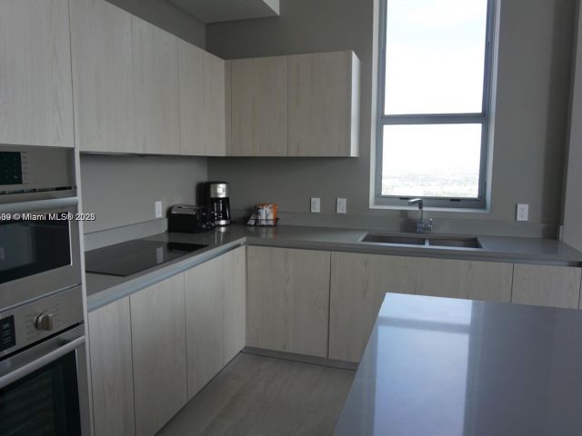 Apartment for sale  Unit #T4302 - photo 6711621