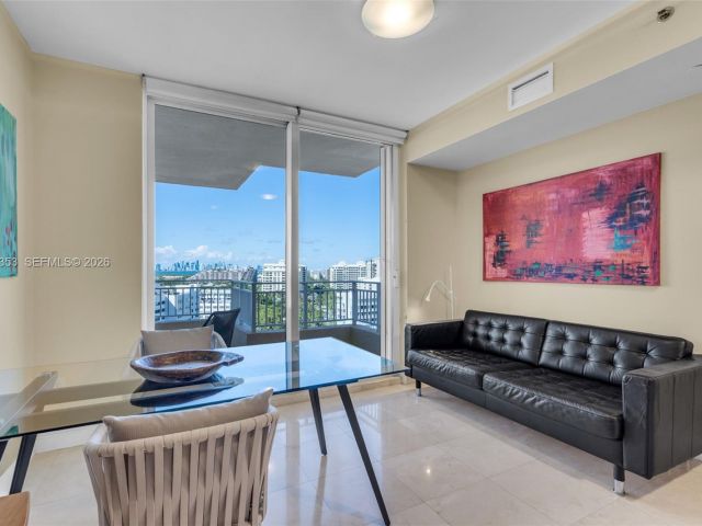 Apartment for rent  Unit #1402 - photo 6712060