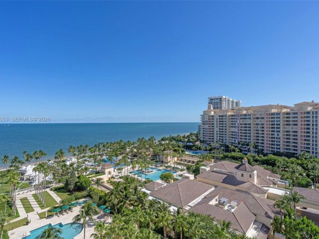 Apartment for rent  Unit #1402 - photo 6712069