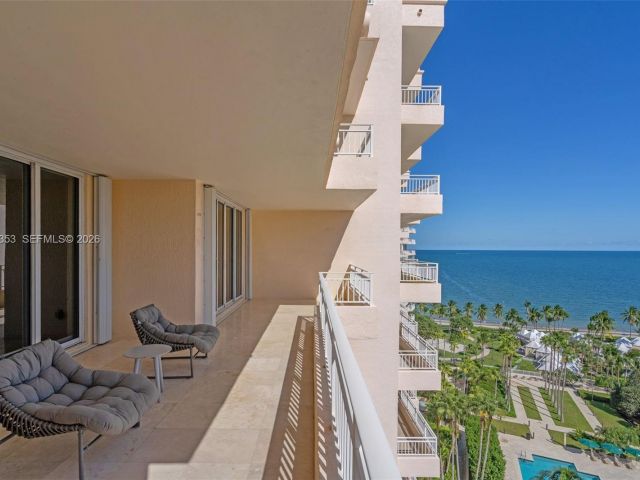 Apartment for rent  Unit #1402 - photo 6712070