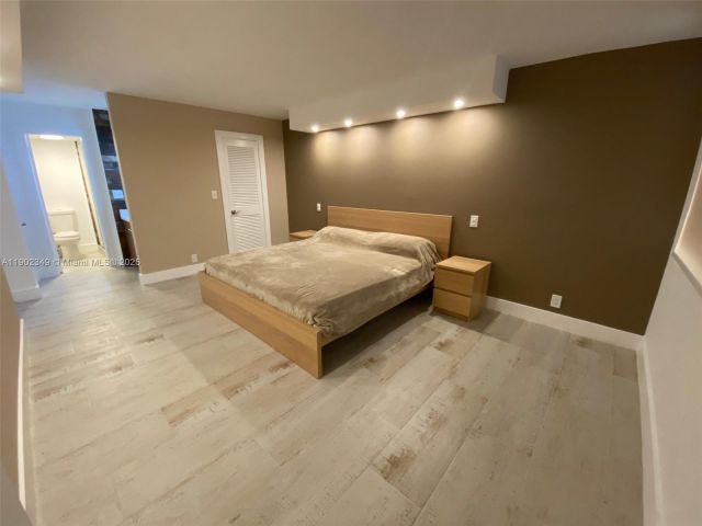 2-bedroom condo for rent in Hallandale Beach - 3161 S Ocean Dr 1210 - MondialRealty