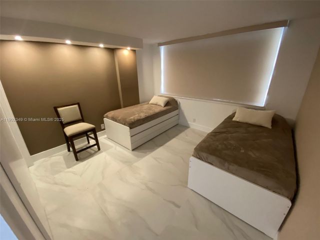 2-bedroom condo for rent in Hallandale Beach - 3161 S Ocean Dr 1210 - MondialRealty