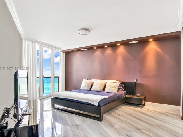 Apartment for sale  Unit #1903 - photo 6712384