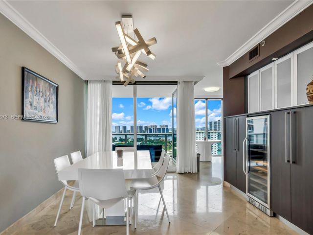 Apartment for sale  Unit #1903 - photo 6712394