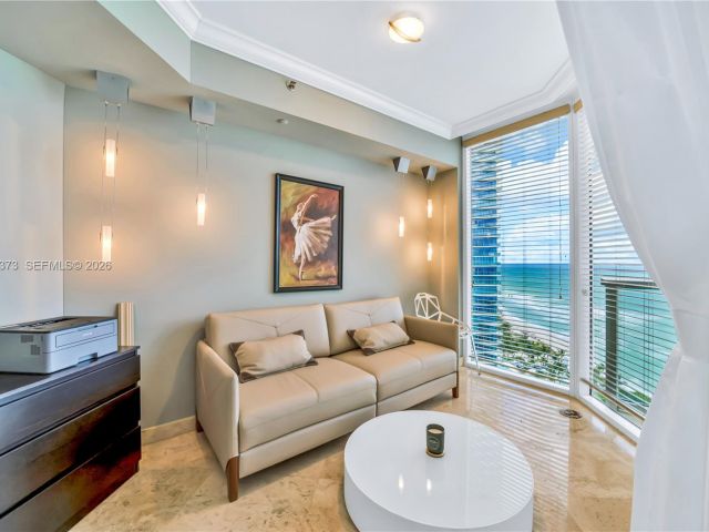 Apartment for sale  Unit #1903 - photo 6712395