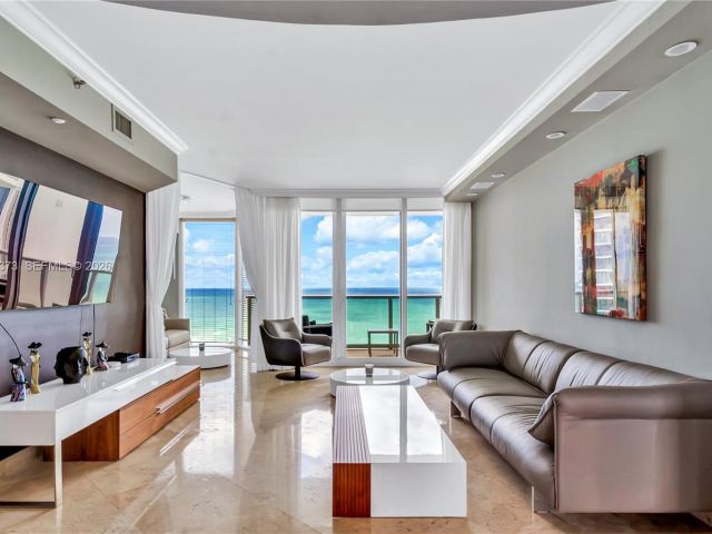 Apartment for sale  Unit #1903 - photo 6712397