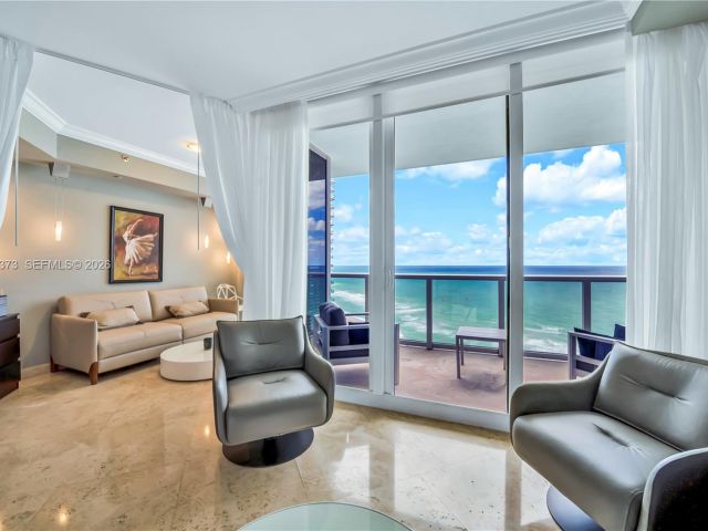 Apartment for sale  Unit #1903 - photo 6712398