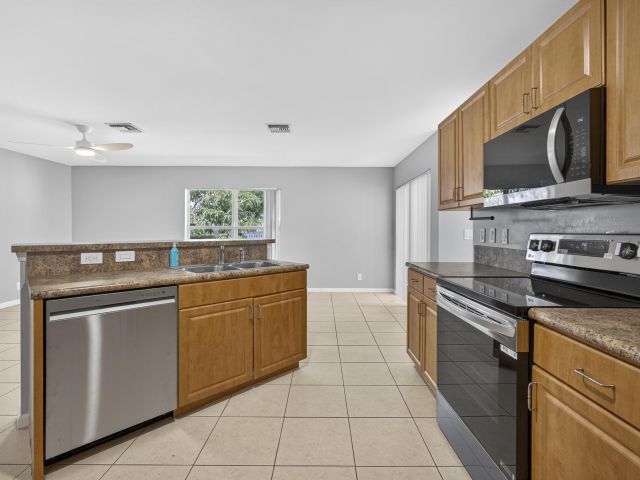 Home for sale at 3176 Turtle Cove - photo 6768822