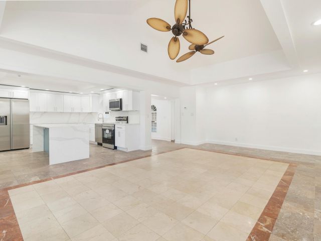 Home for rent at 3517 N Flagler Drive - photo 6711484