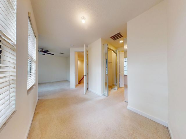 Home for rent at 235 W Chrystie Circle - photo 6711090