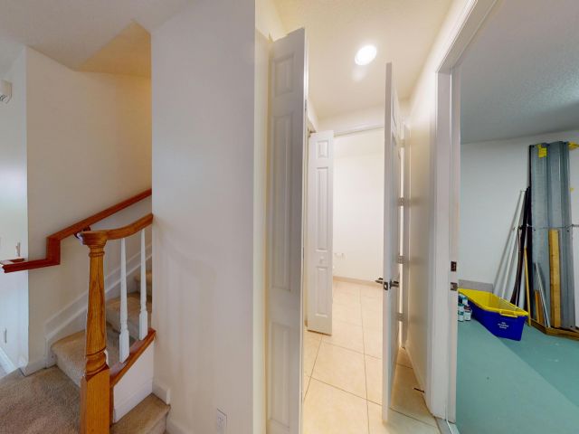 Home for rent at 235 W Chrystie Circle - photo 6711097