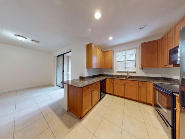 Home for rent at 235 W Chrystie Circle - photo 6711100