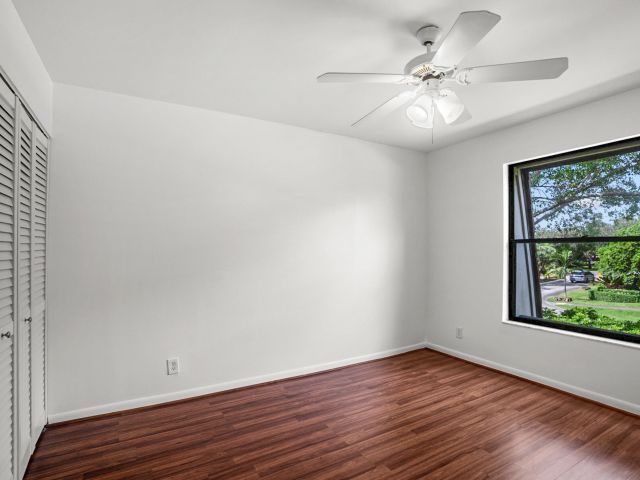 Home for rent at 7690 Courtyard Run W - photo 6786014