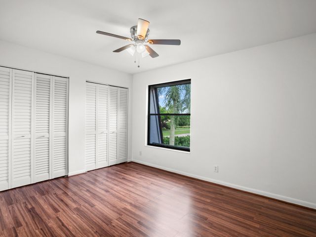 Home for rent at 7690 Courtyard Run W - photo 6786015