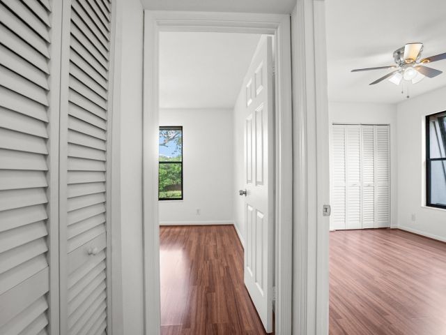 Home for rent at 7690 Courtyard Run W - photo 6786019