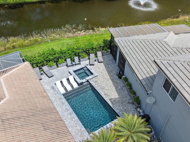 Home for sale at 10640 Grande Boulevard - photo 6722188