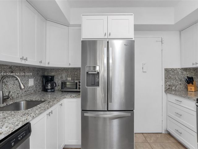 Apartment for sale  Unit #208 - photo 6715704