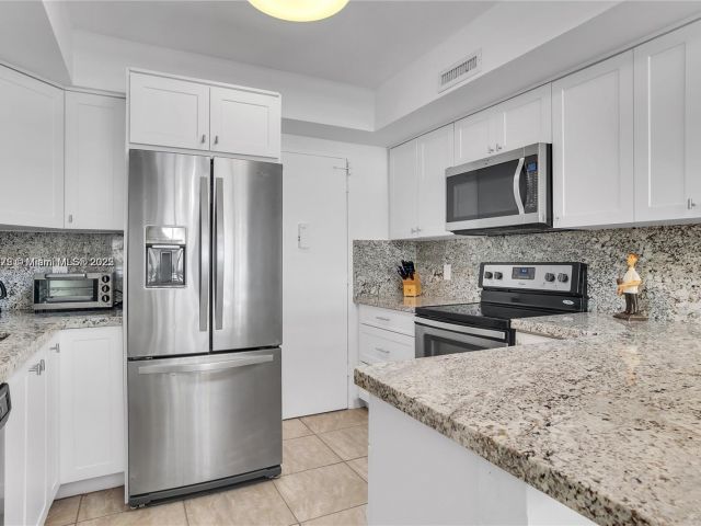 Apartment for sale  Unit #208 - photo 6715705