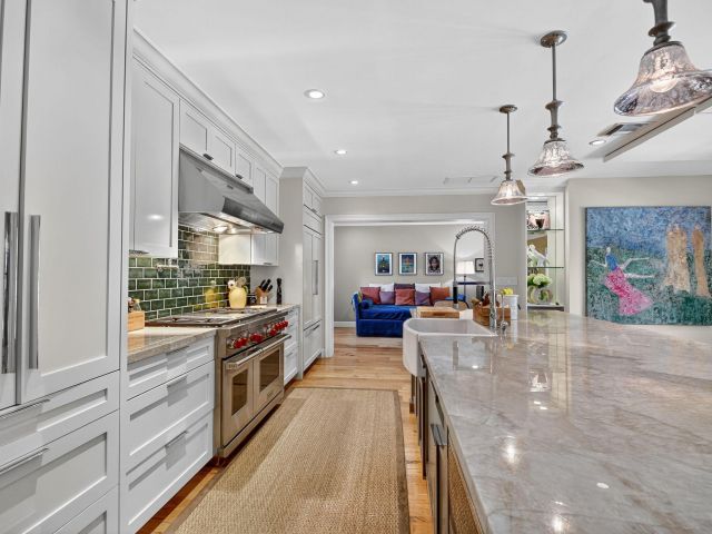 Home for sale at 1103 NW 6th Avenue - photo 6725097