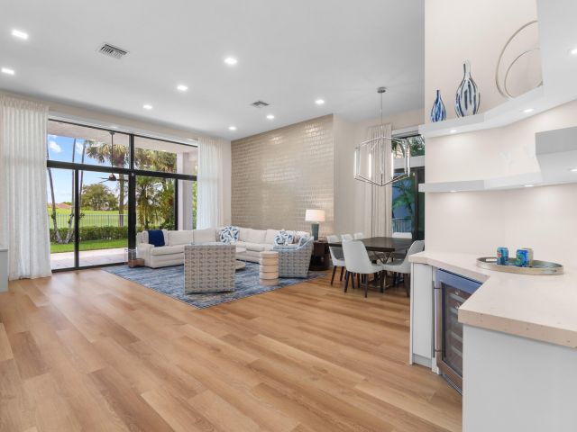 Home for sale at 16125 Villa Vizcaya Place - photo 6714408