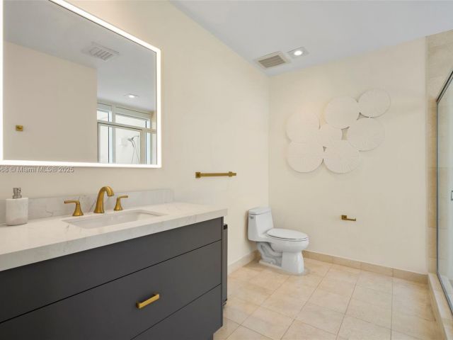 Apartment for rent  Unit #5103 - photo 6717597