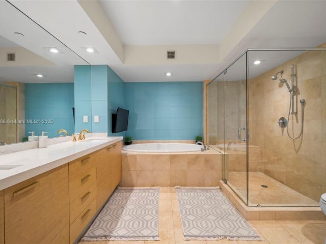 Apartment for rent  Unit #5103 - photo 6717600