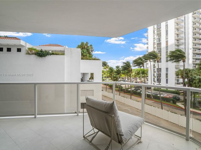 Apartment for sale  Unit #M1 - photo 6715949