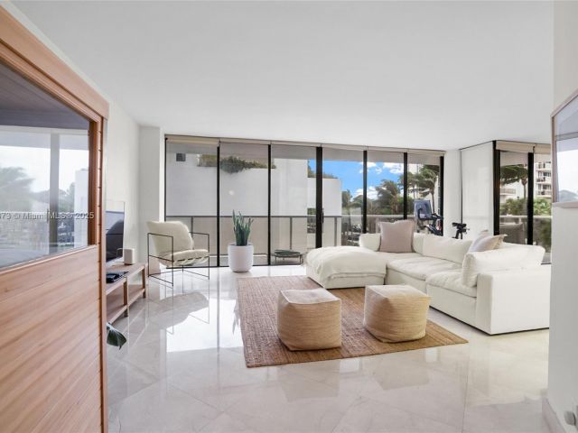 Apartment for sale  Unit #M1 - photo 6715966