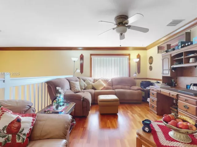 5-bedroom home for sale in Homestead - 14240 SW 291st Ln - MondialRealty