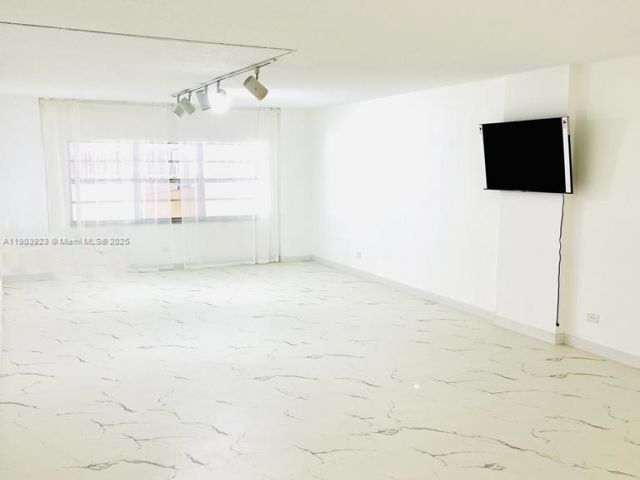 Apartment for sale  Unit #MO-3 - photo 7445291