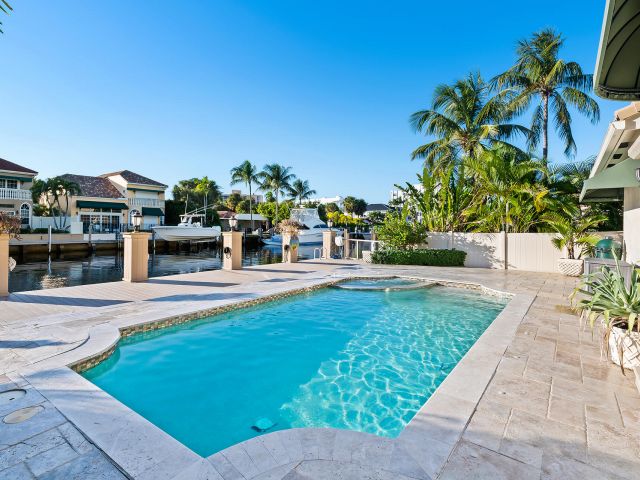 Home for rent at 413 Coconut Isle Drive - photo 6730810