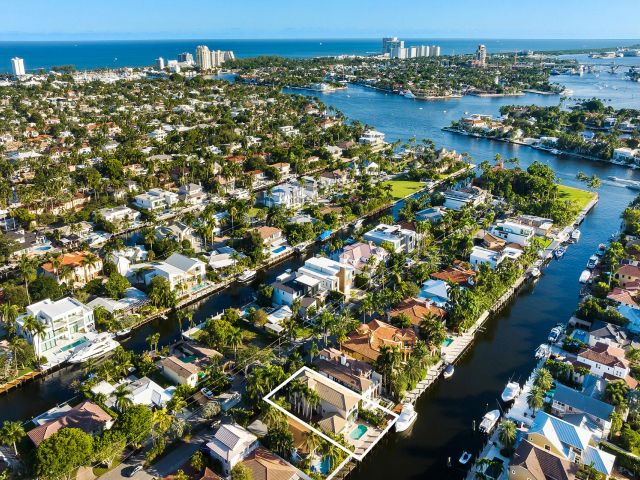 Home for rent at 413 Coconut Isle Drive - photo 6730813