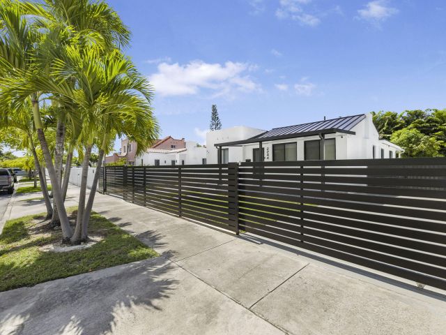 Home for sale at 2244 SW 10th Street - photo 6716888