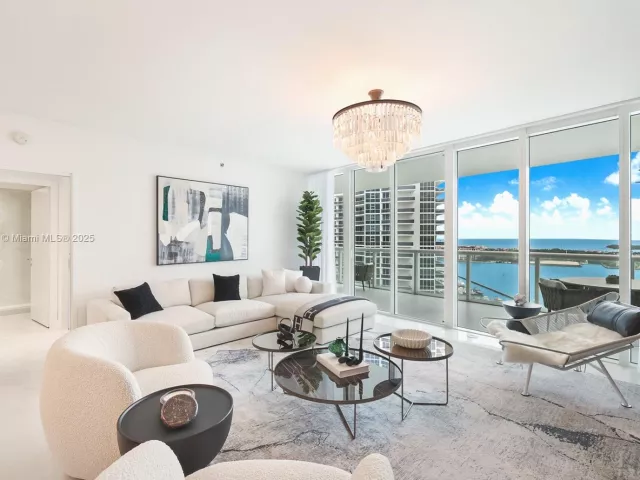 3-bedroom condo for rent in Miami Beach - 450 Alton Rd 2603 - MondialRealty