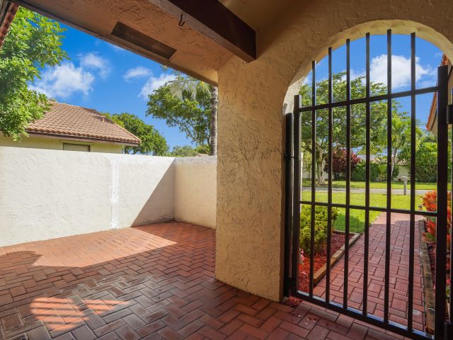 Home for sale at 1550 NW 22nd Avenue - photo 6715828