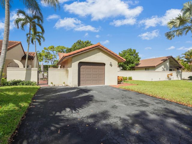 Home for sale at 1550 NW 22nd Avenue - photo 6715832