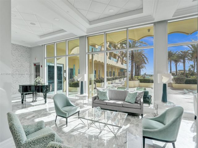 condo for rent in Hollywood - 2501 S Ocean Dr 505 - MondialRealty